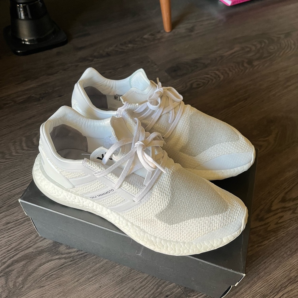 Y3 pureboost white size 9.5